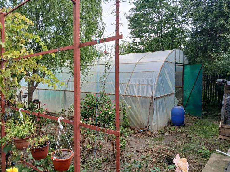 Casă cu 3 camere cu Teren 1500 Mp în Lehliu