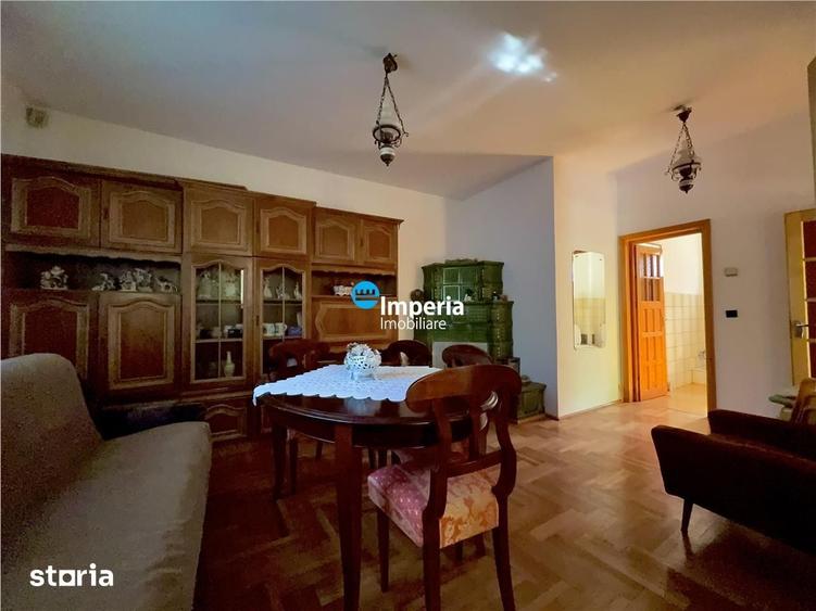 Casă cu 3 camere cu Teren 2553 Mp în Mărgineni