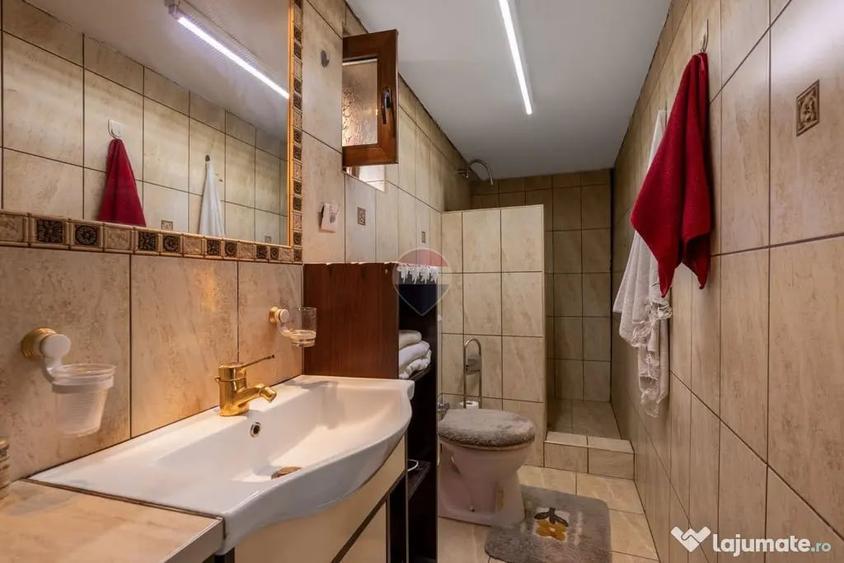 Casă cu 4 camere cu Teren 1000 Mp în Pârneava