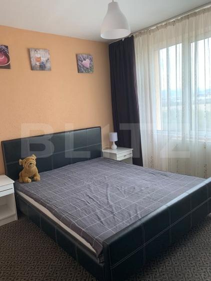 Apartament cu 3 camere decomandat, mobilat în Craiter