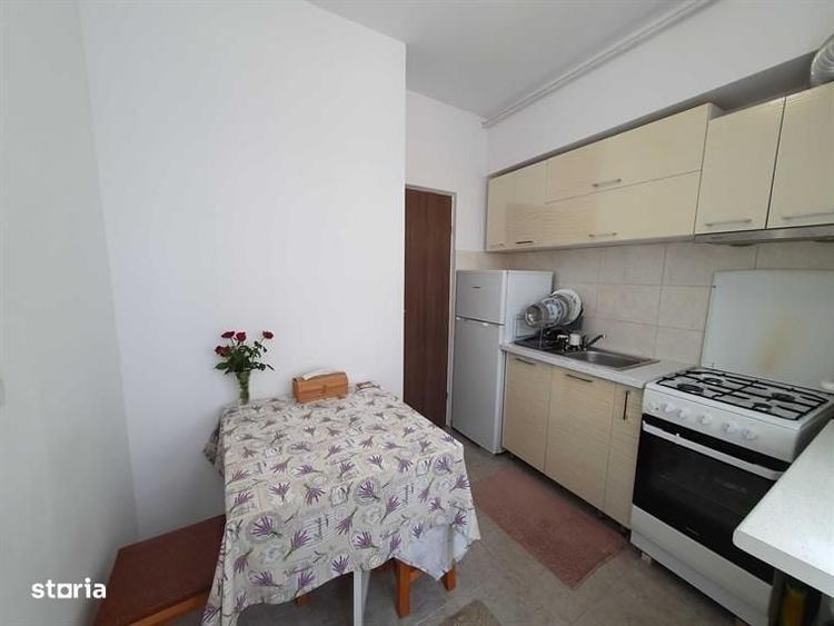 Garsonieră decomandată în Grozăvești