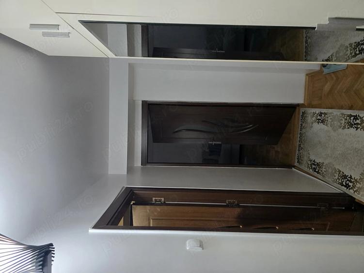 Apartament cu 4 camere decomandat în Central