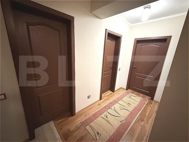 Apartament cu 3 camere decomandat, mobilat în Florești