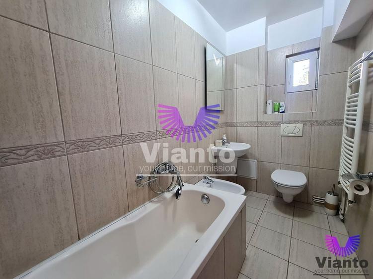 Apartament cu 3 camere decomandat, mobilat în Central