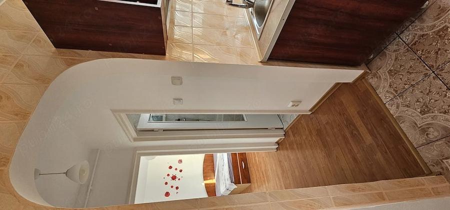 Apartament 2 camere - 2000 lei - 5