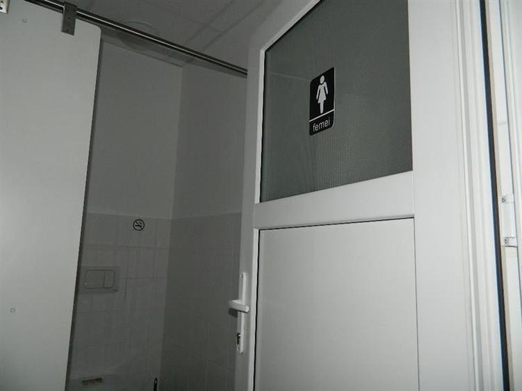 Birou, de 265 mp, în Central