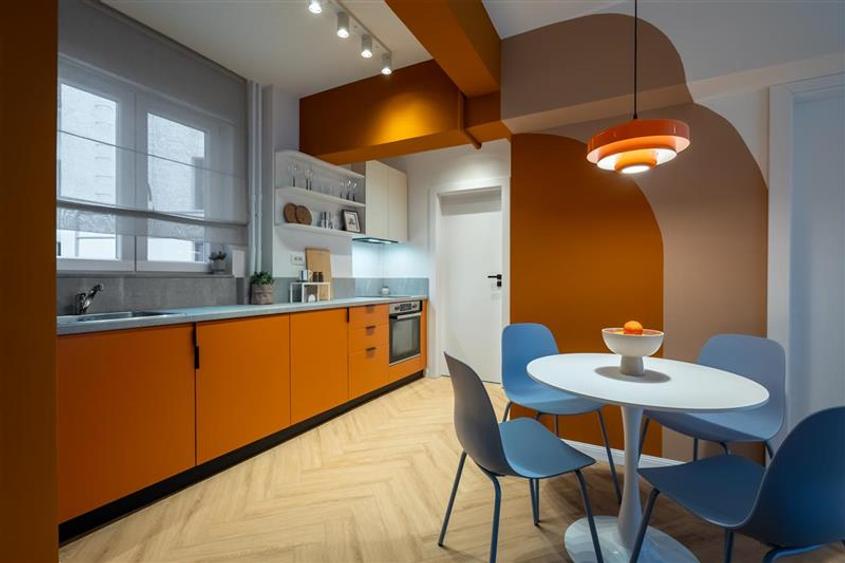 Apartament cu 2 camere circular în Calea Victoriei