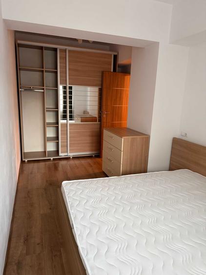 Apartament cu 2 camere semidecomandat în Dristor