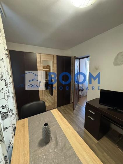 Apartament cu 2 camere decomandat în Petrișor