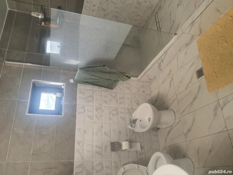 Casă cu 6 camere în Central