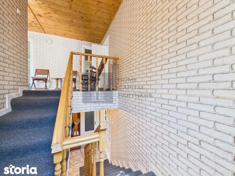 Casă cu 6 camere cu Teren 1690 Mp în Gruiu