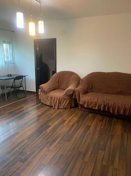 Apartament cu 2 camere decomandat în Zorilor
