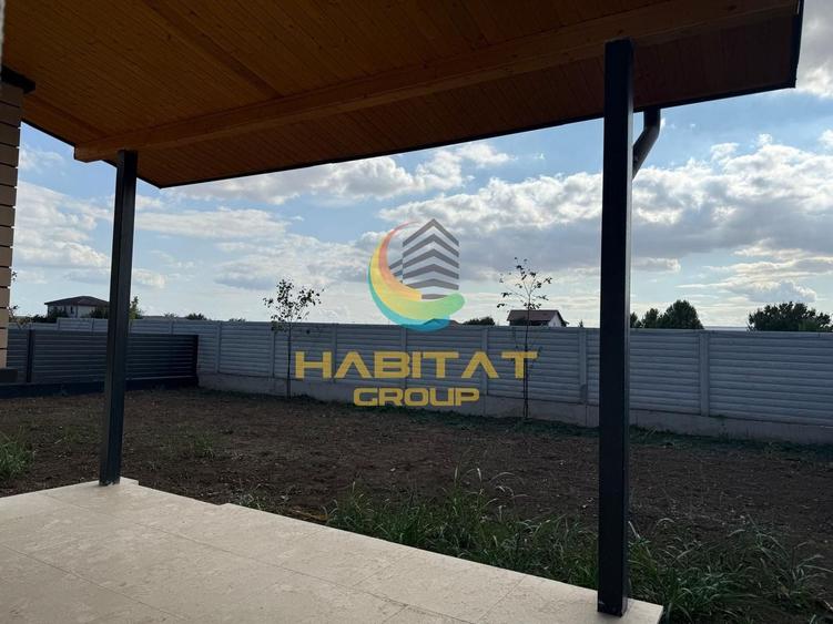 Casă individuală cu 5 camere cu Canalizare în Frumușani