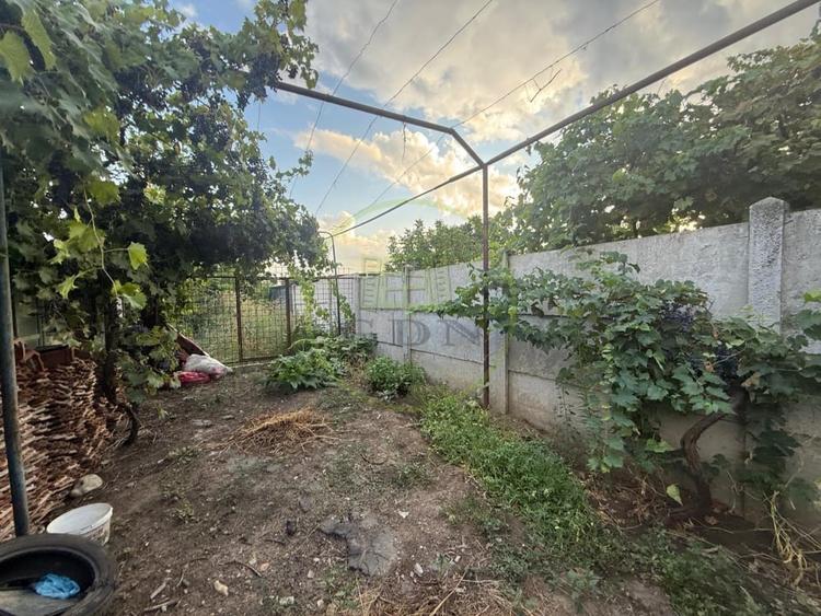 Teren Construcții intravilan de 997 mp, în Coșoveni