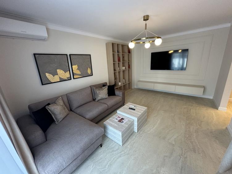 Apartament cu 2 camere decomandat în Lipovei