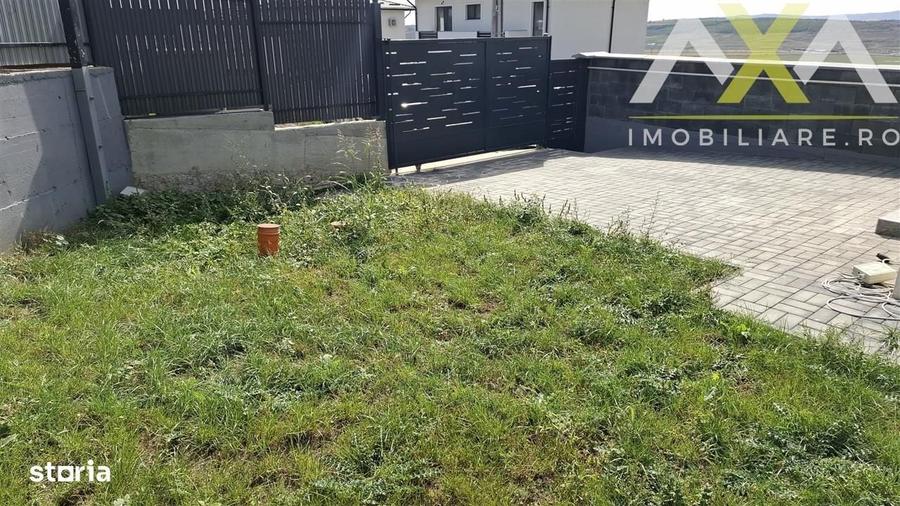 Casă cu 3 camere în Uricani