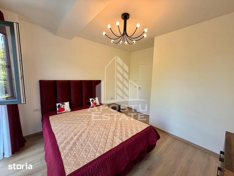 Apartament cu 2 camere, mobilat în Est