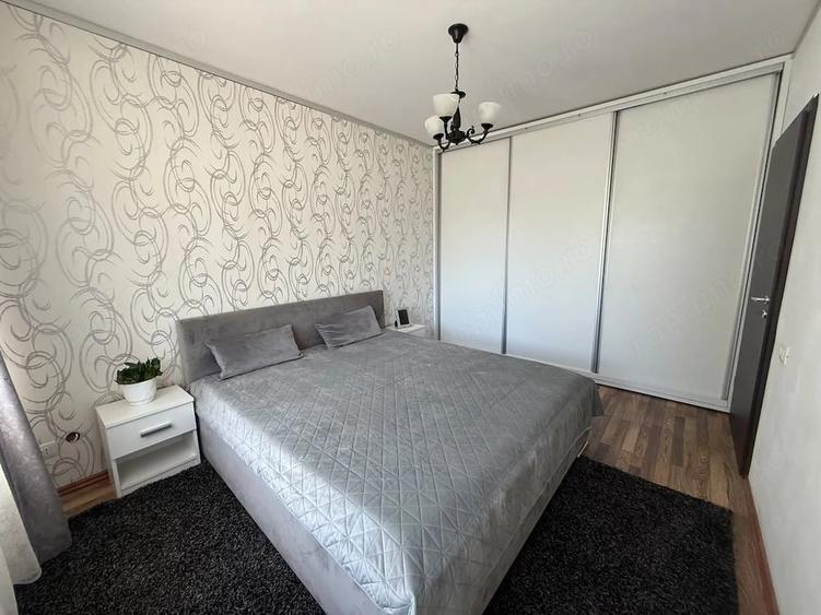 Apartament cu 3 camere în Lipovei
