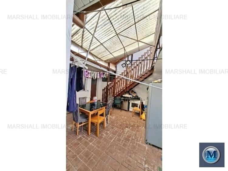 Casă cu 5 camere cu Canalizare în Central