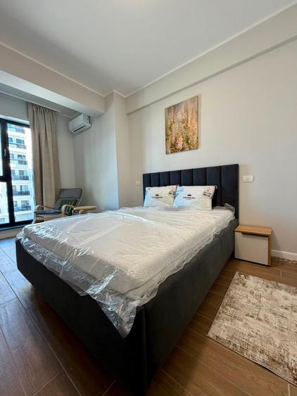 Apartament cu 2 camere decomandat în Universitate