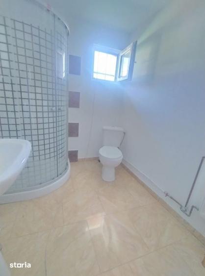 Casă cu 3 camere decomandat cu Teren 500 Mp în Central