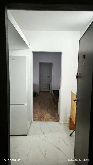 Apartament cu 2 camere semidecomandat, mobilat în Mircea cel Bătrân