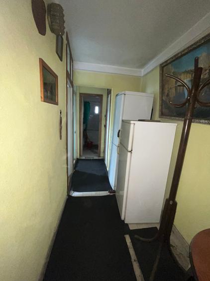 Apartament cu 3 camere decomandat în Canta
