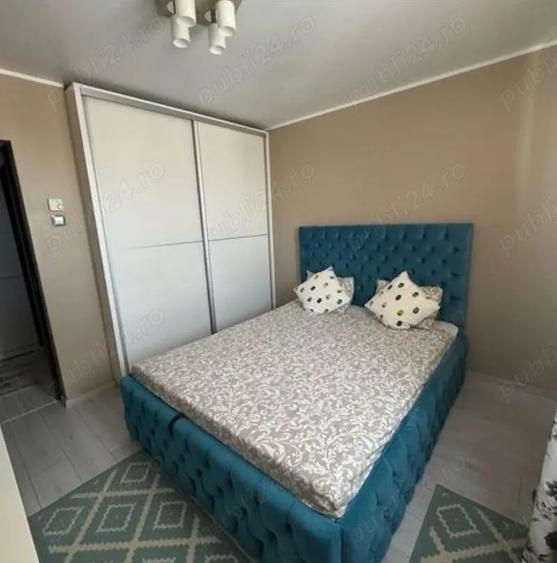 Apartament cu 2 camere decomandat în Km 4