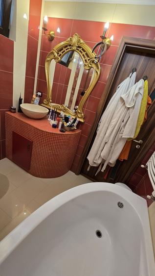 Apartament cu 2 camere semidecomandat în Dărmănești