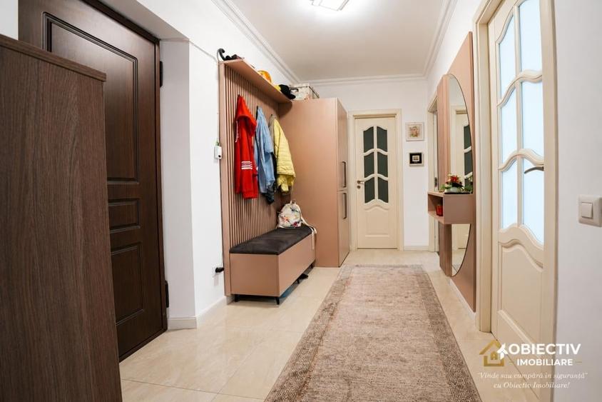 Apartament cu 2 camere decomandat în 1 Mai