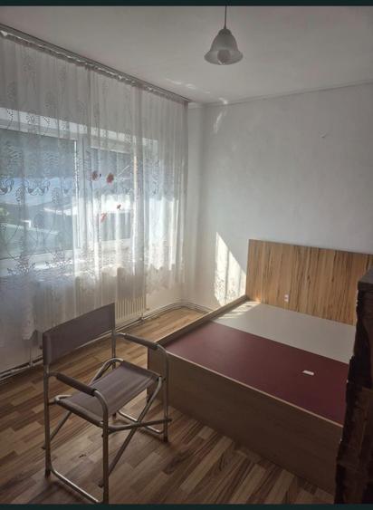 Apartament cu 2 camere decomandat în Cornetu