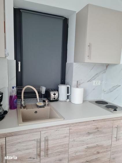 Casă cu 6 camere cu Teren 382 Mp în Central