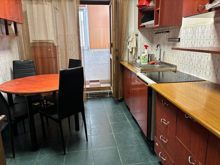 Apartament cu 3 camere în Gară