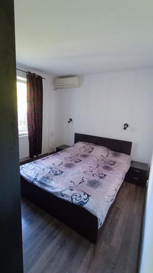 Apartament cu 3 camere decomandat în Crângași