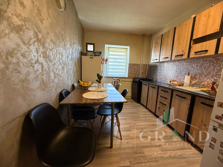 Apartament cu 3 camere decomandat, mobilat în Grigorescu