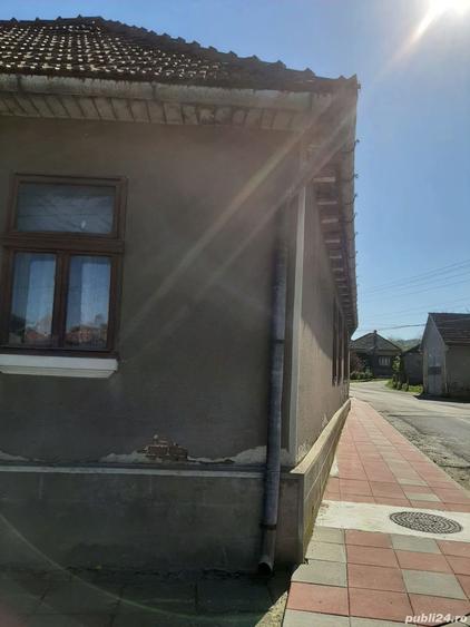 Casă cu 4 camere în Baia de Criș