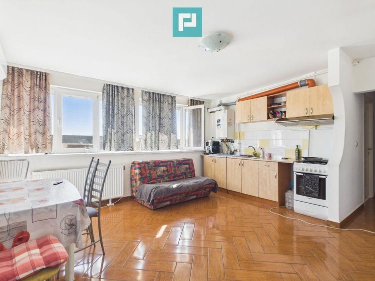 Apartament cu 3 camere, mobilat în Girocului