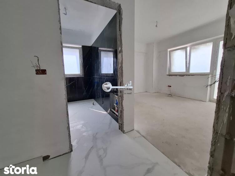 Apartament cu 3 camere decomandat în Galata