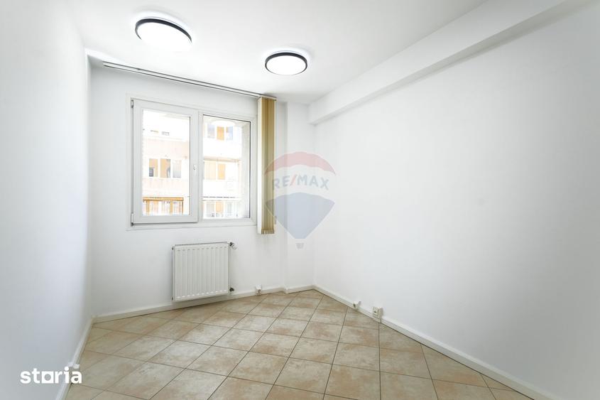 Spațiu comercial, de 68.5 mp, în Olimpia-Stadion