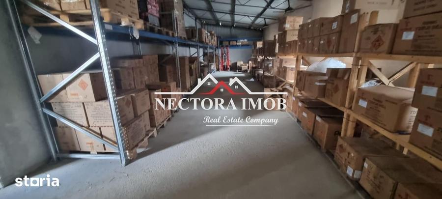 Spațiu comercial, de 240 mp, în Central