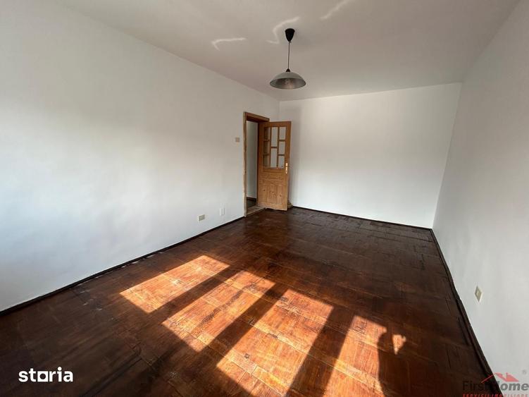 Apartament cu 2 camere decomandat în Sud