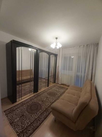 Apartament cu 3 camere decomandat în Andrei Mureșanu