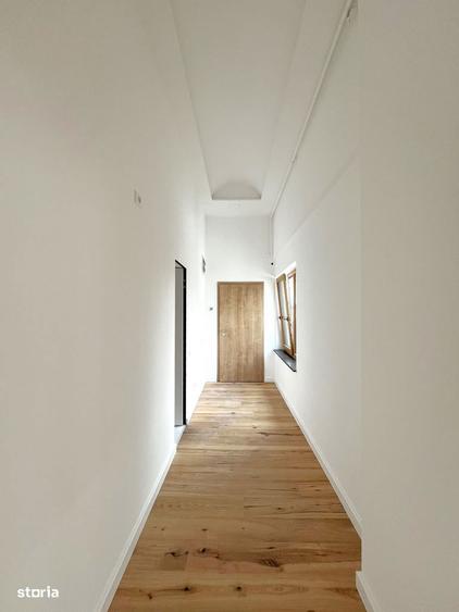 Apartament cu 4 camere semidecomandat în Grivița