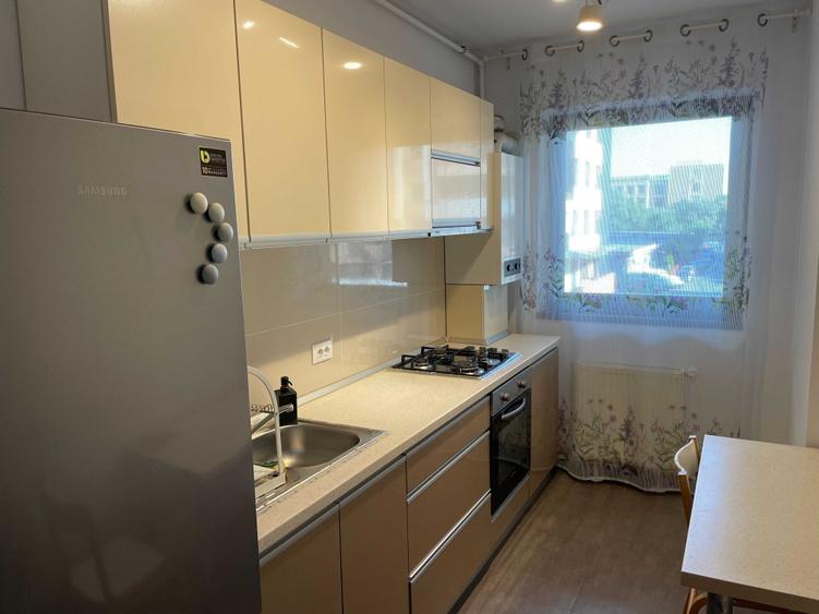 Apartament cu 2 camere decomandat în Regie