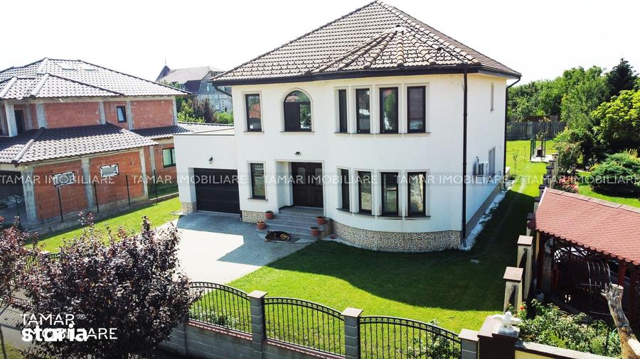 Casă cu 4 camere cu Teren 1100 Mp în Fortuna