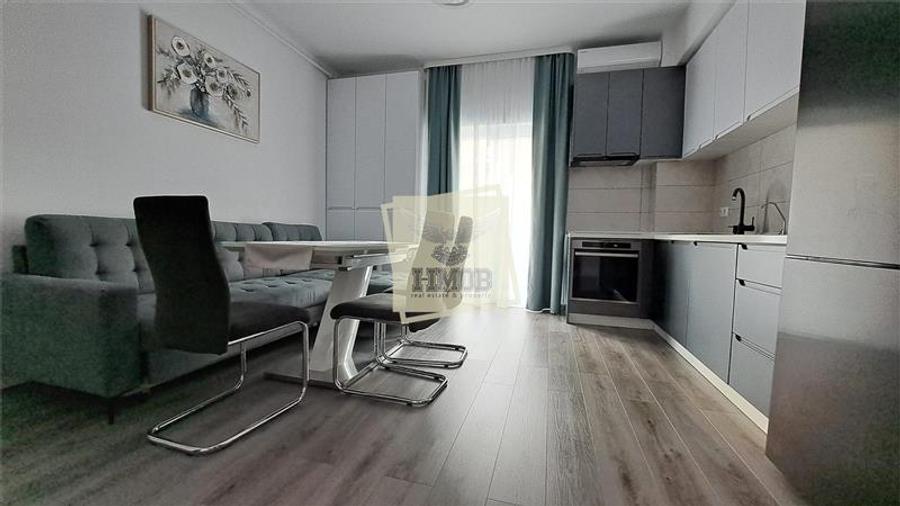 Apartament cu 3 camere decomandat, mobilat în Exterior Sud
