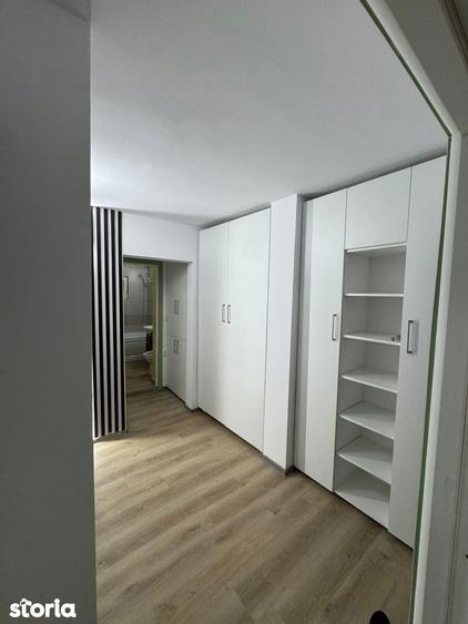Apartament cu 3 camere decomandat, mobilat în Nicolina
