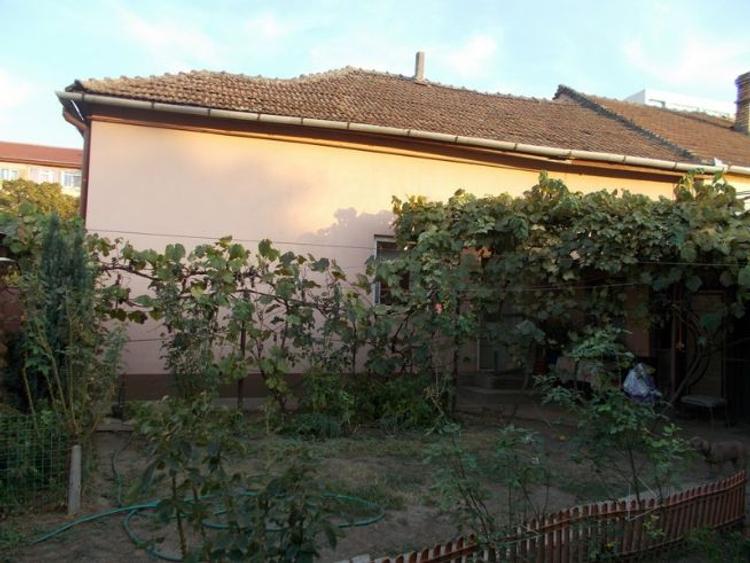 Casa, Timisoara, B-dul Cetatii, pt. SAD, comert, cabinete, afaceri diverse, apartamente, etc, com=0% - 7