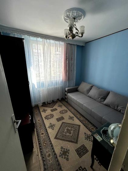 Apartament cu 2 camere semidecomandat în Dărmănești