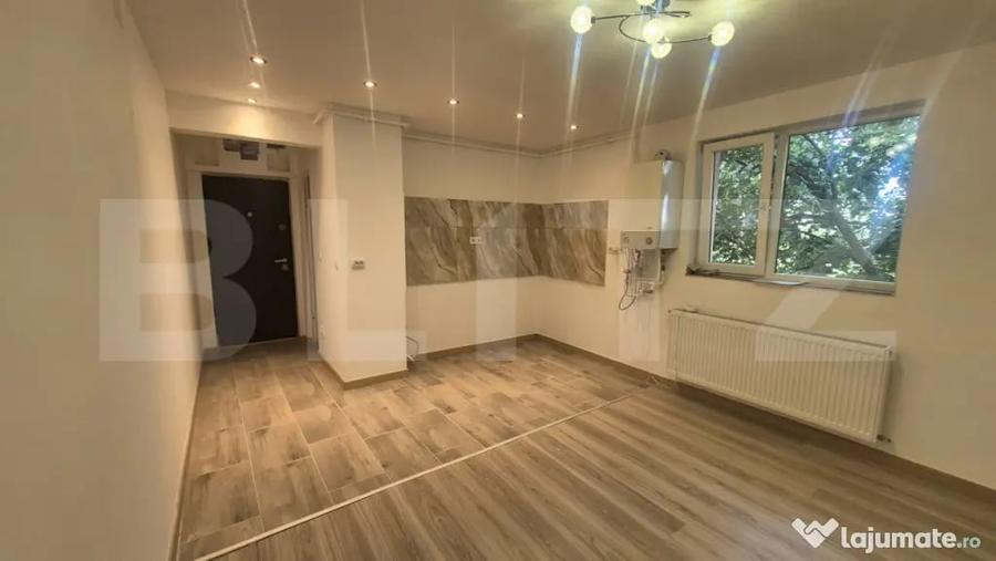 Apartament cu 2 camere de vanzare, 30.57 mp, Micro 14 - 11